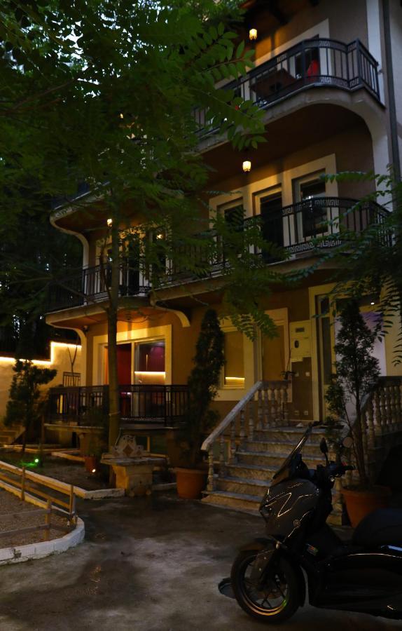 City Park Hostel Πρίστινα Εξωτερικό φωτογραφία