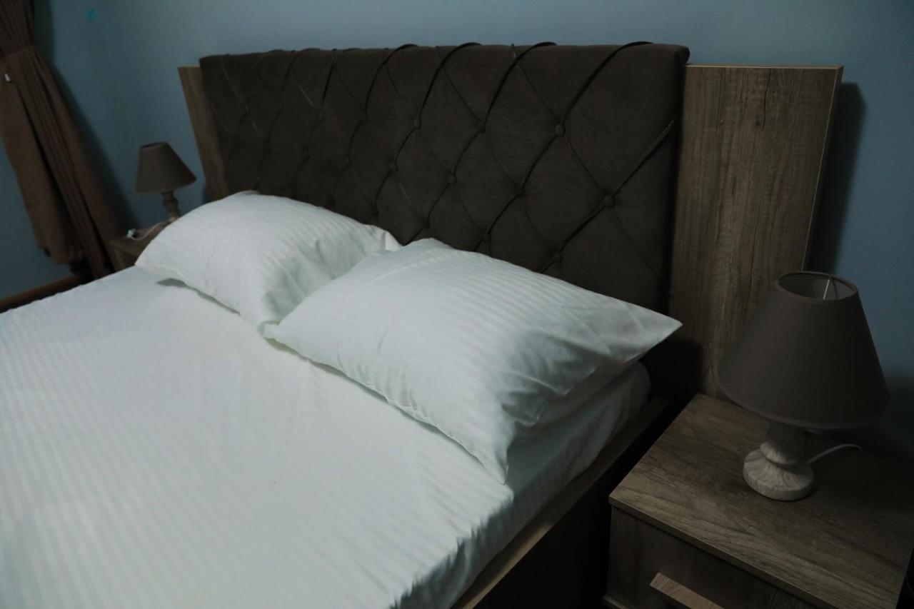 City Park Hostel Πρίστινα Εξωτερικό φωτογραφία